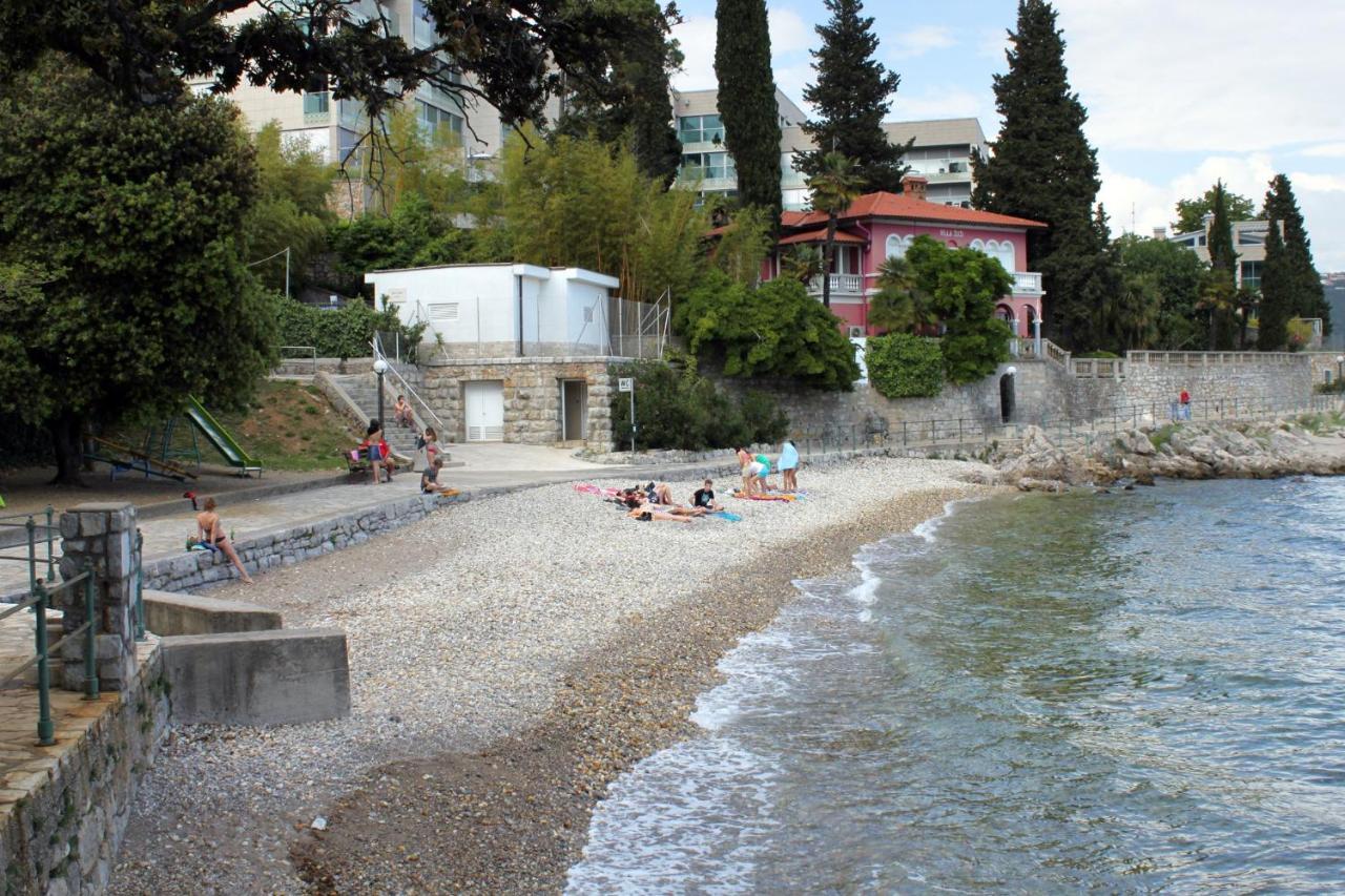 Apartments With A Parking Space Opatija - Pobri, Opatija - 7813 Матули Екстериор снимка