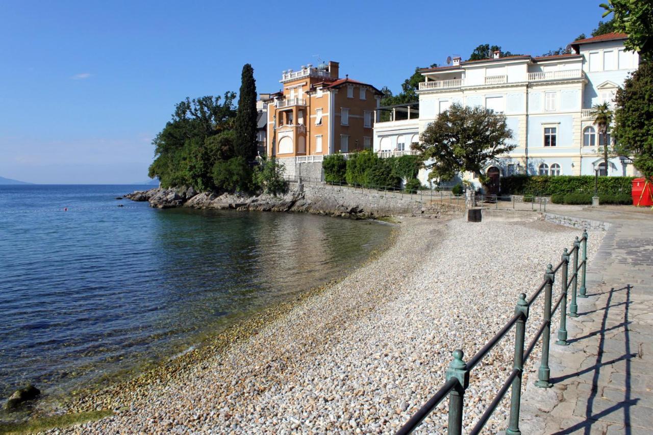 Apartments With A Parking Space Opatija - Pobri, Opatija - 7813 Матули Екстериор снимка