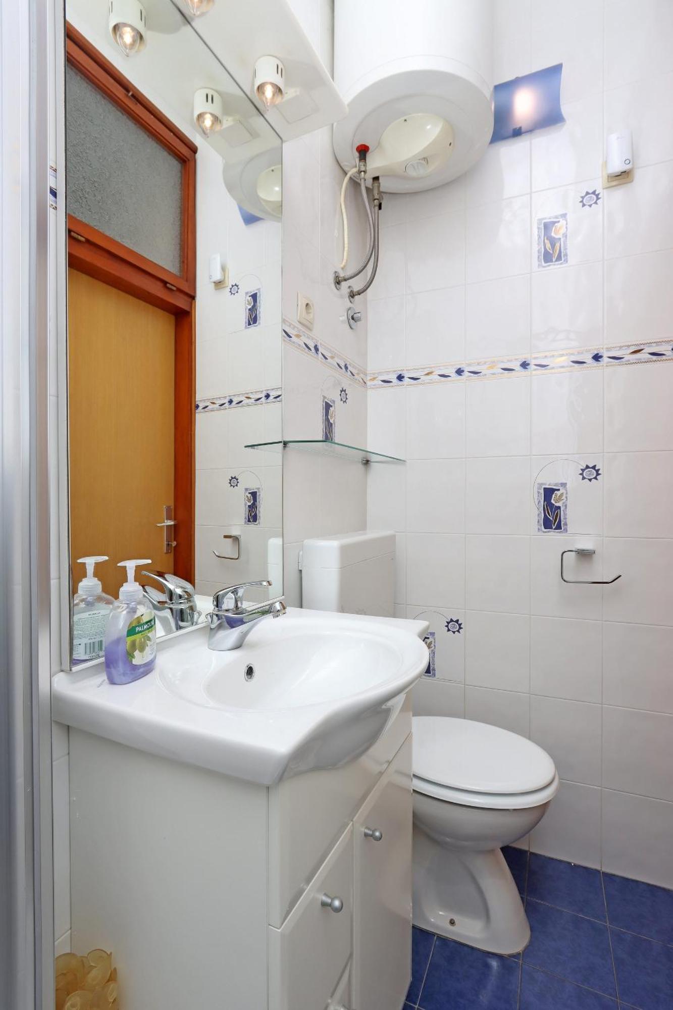 Apartments With A Parking Space Opatija - Pobri, Opatija - 7813 Матули Стая снимка