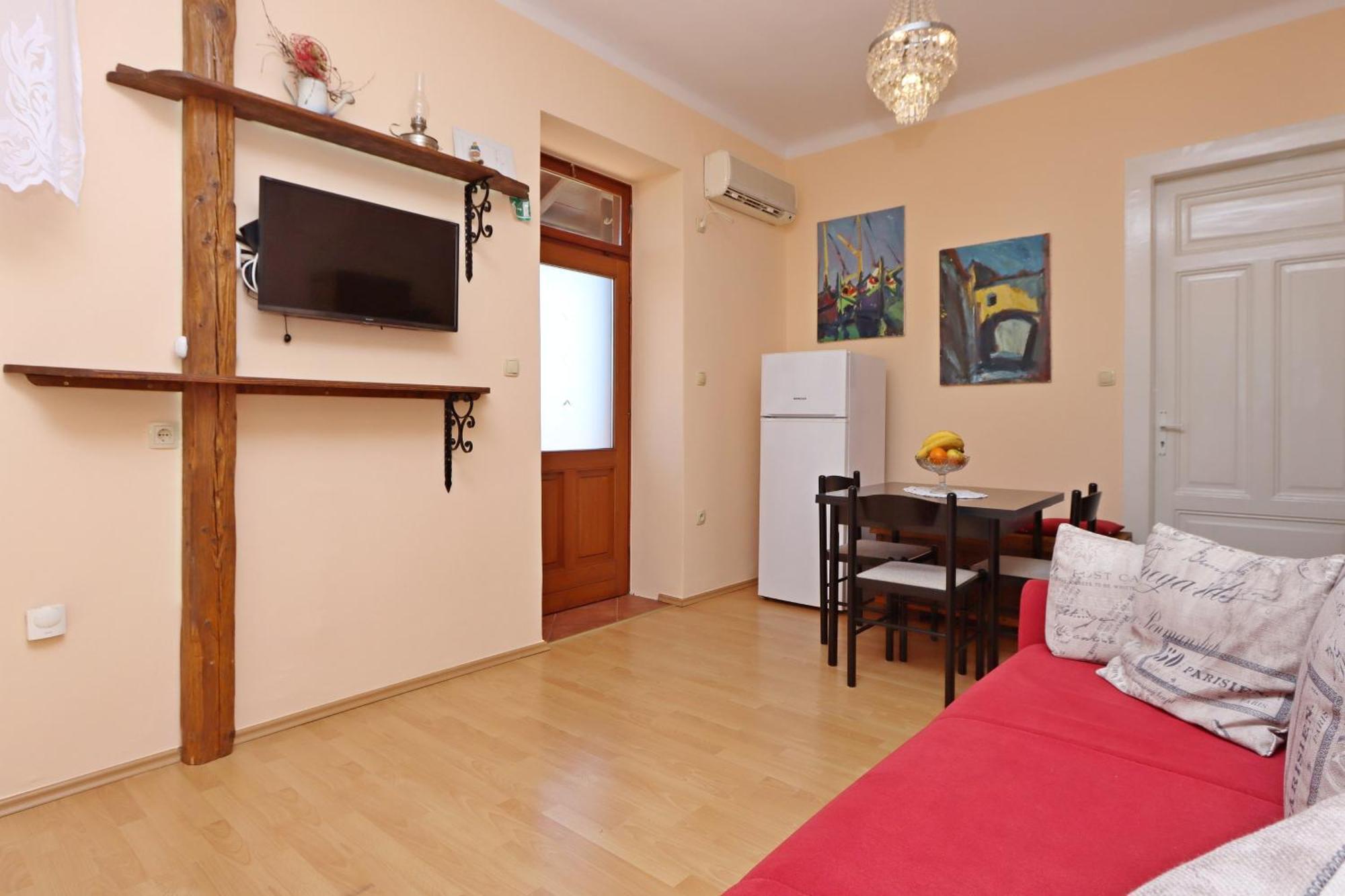 Apartments With A Parking Space Opatija - Pobri, Opatija - 7813 Матули Екстериор снимка