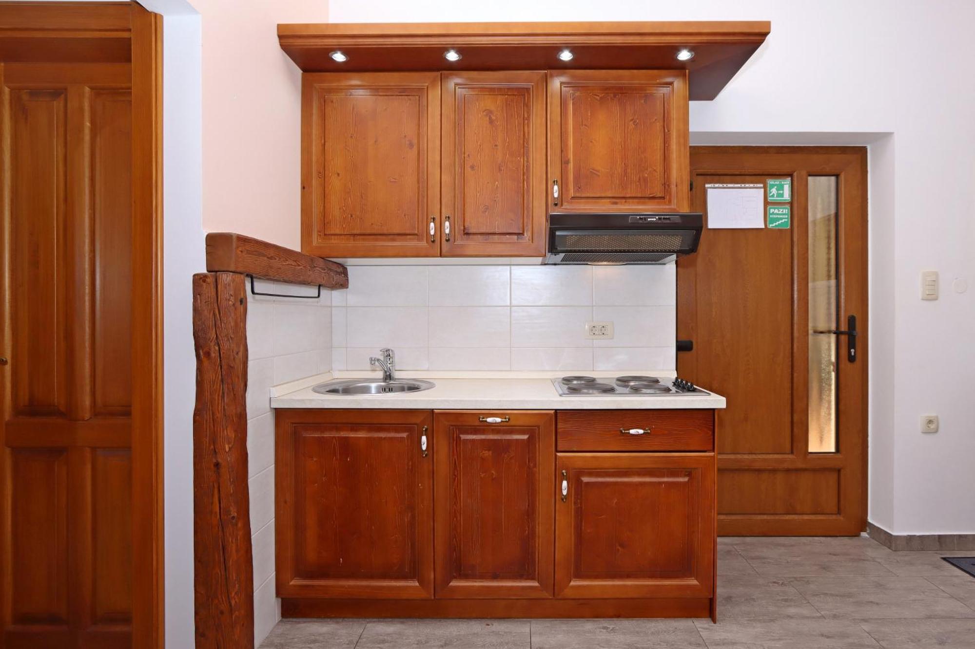 Apartments With A Parking Space Opatija - Pobri, Opatija - 7813 Матули Екстериор снимка