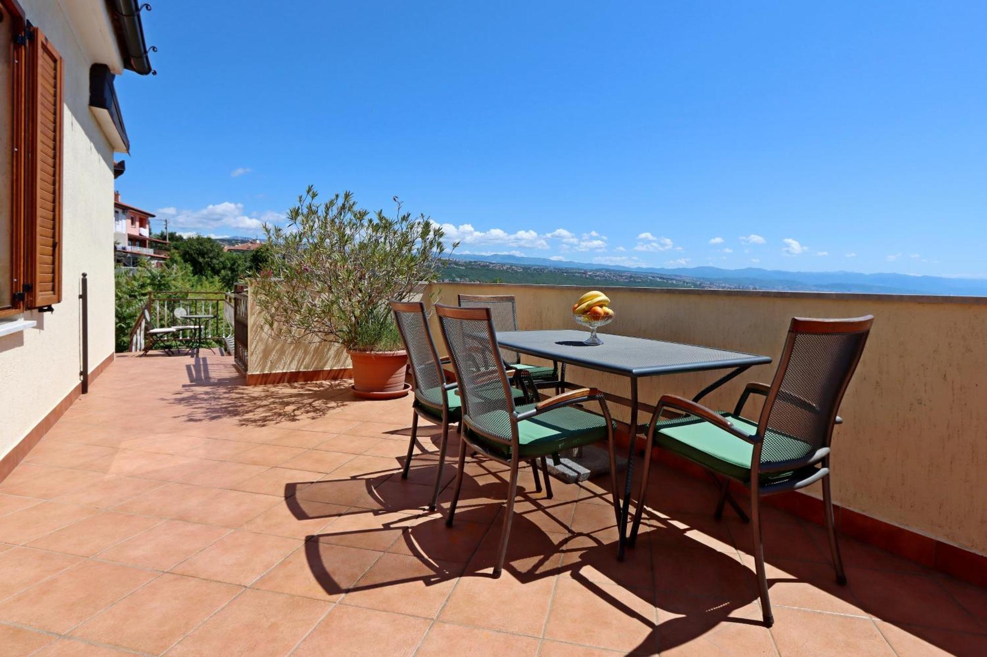Apartments With A Parking Space Opatija - Pobri, Opatija - 7813 Матули Екстериор снимка