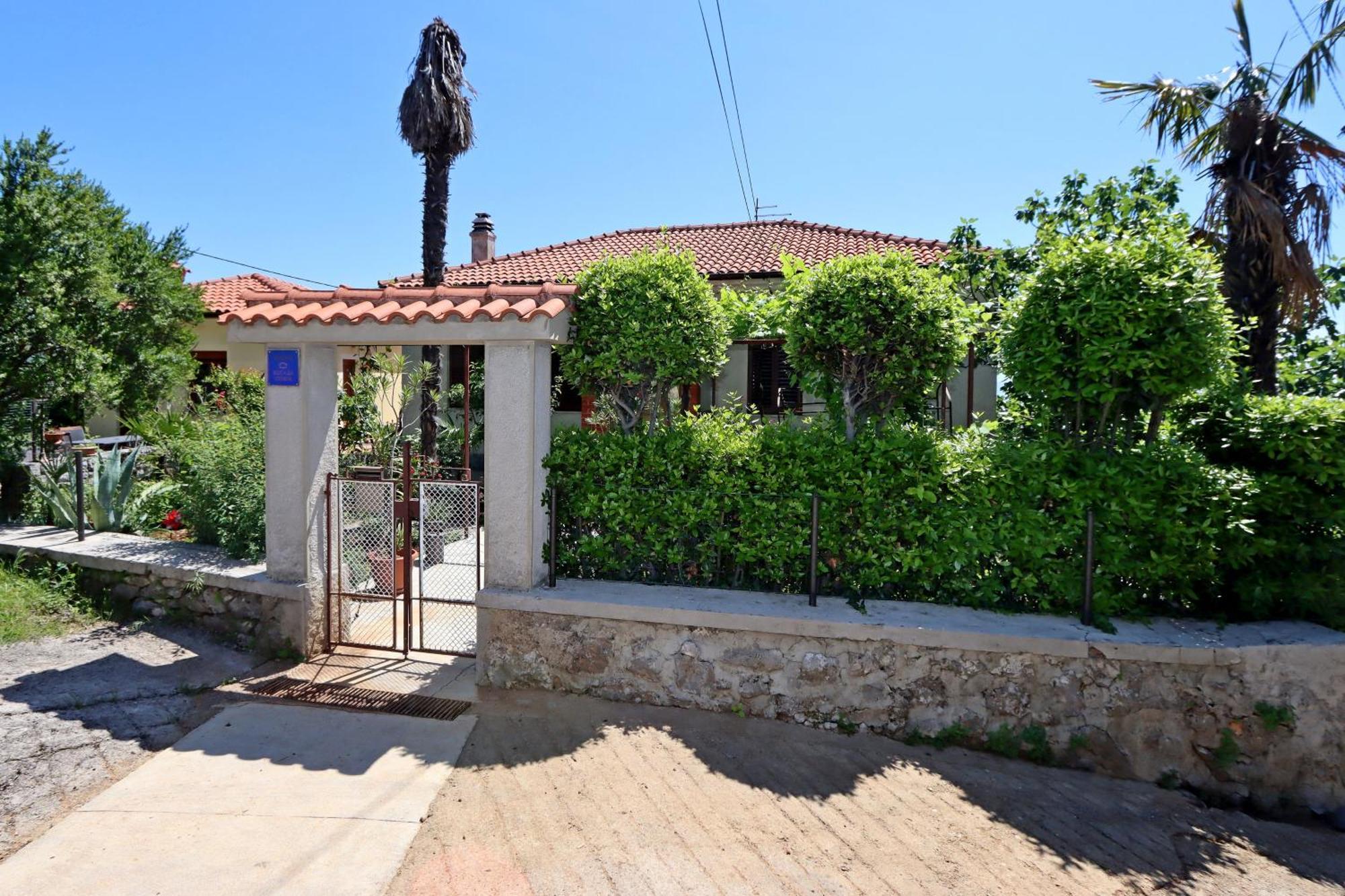 Apartments With A Parking Space Opatija - Pobri, Opatija - 7813 Матули Екстериор снимка