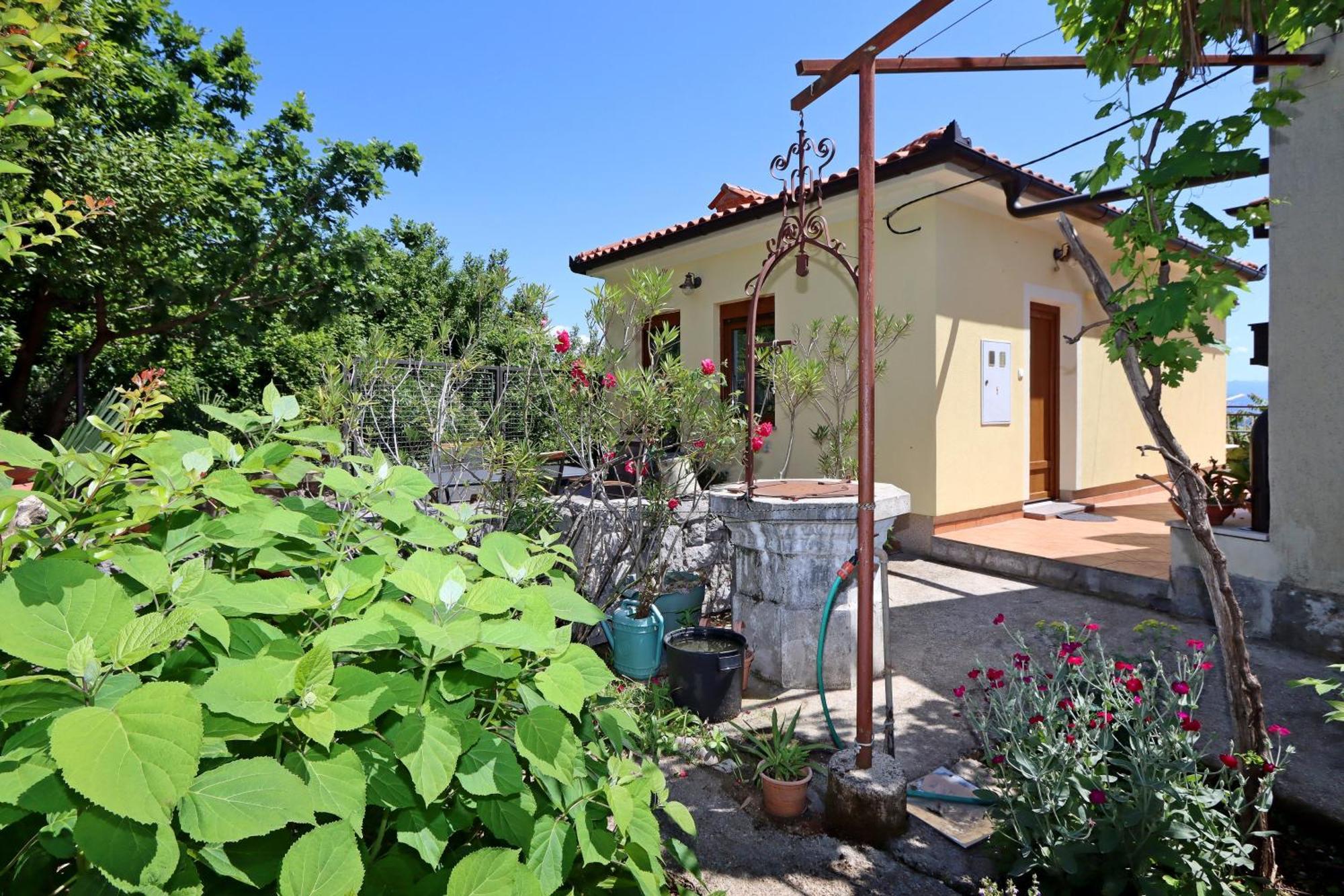 Apartments With A Parking Space Opatija - Pobri, Opatija - 7813 Матули Екстериор снимка